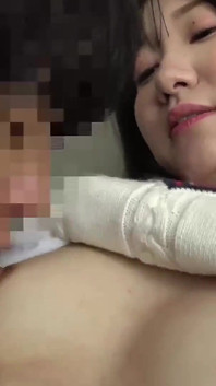 Kompletní surový sex styl - J-série připravena být svobodnou mámou - Sara