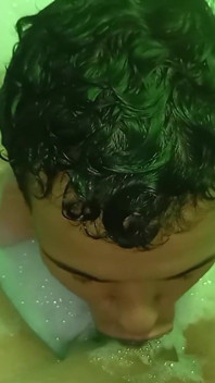 Chupei a Pica Dele No Banho E Fodemos até Gozar