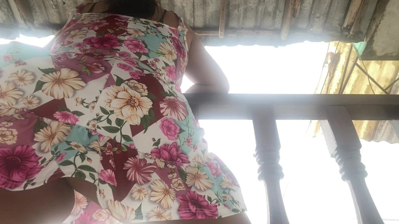 Katrina4deluxe: Natáčení manželky mé nevlastní sestry zespodu