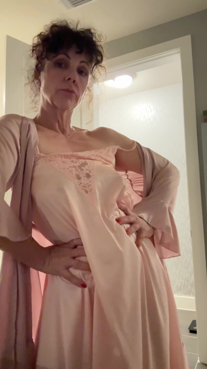 YourFavoriteMommy: Compilation of Phone Vids