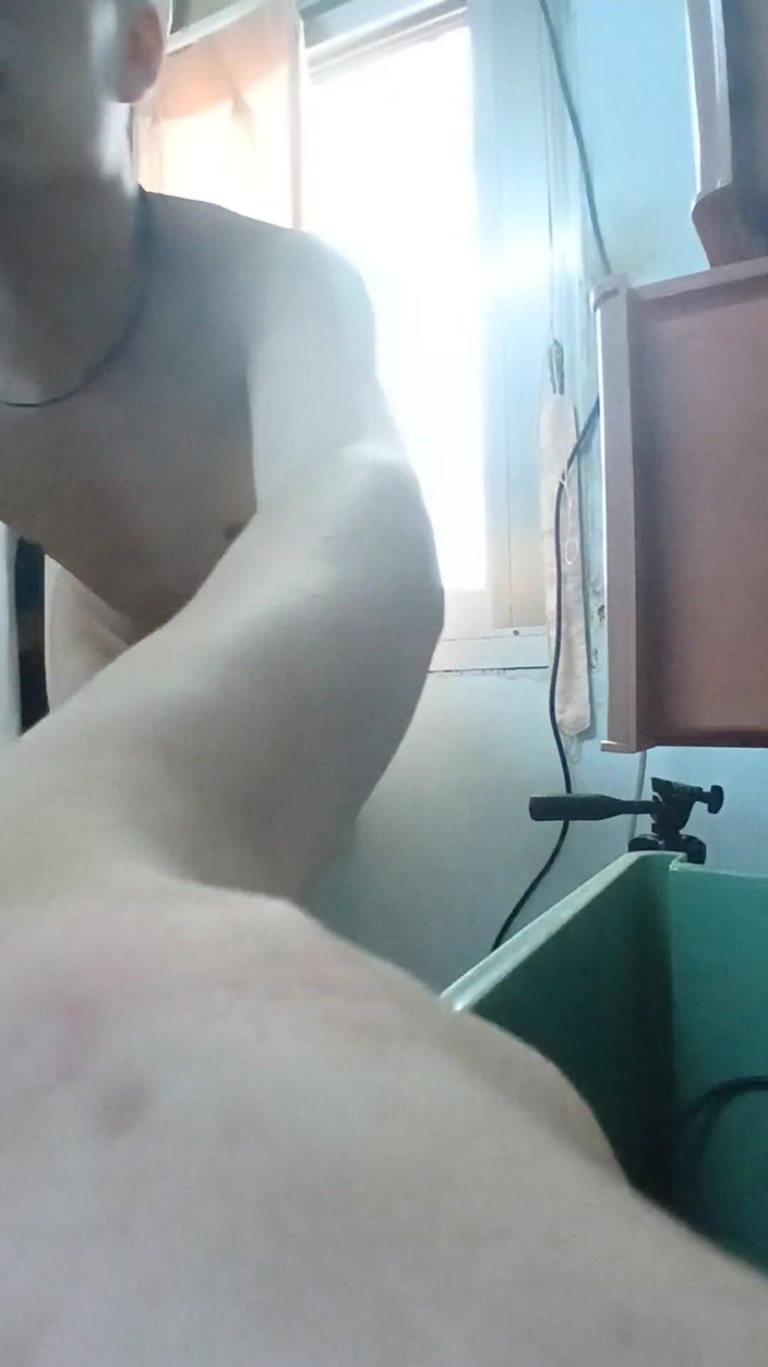 Gaysian fun: 방에서 창문을 열고 알몸으로