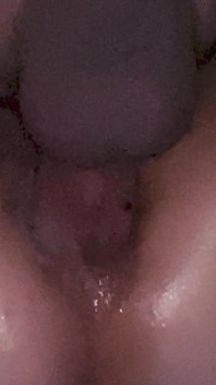 隔壁熟女张开双腿 第12部分