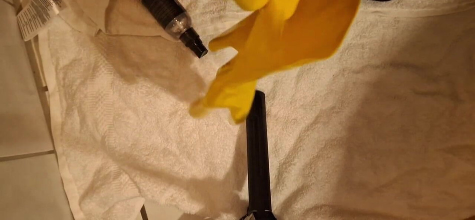 Dreamofevolution: Latex Gloves