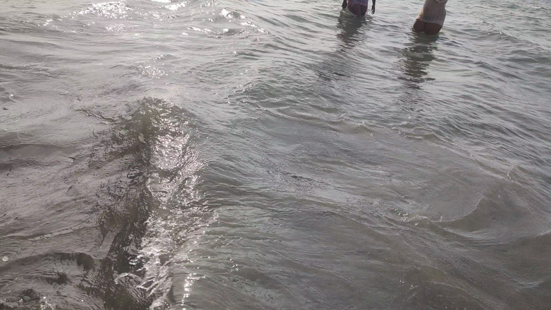 LiL Latin Goddess: Bts Blooper Open Ocean Phootshot