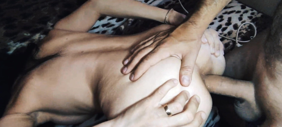 Hotlia: Studente neukt zijn leraar anaal na de les