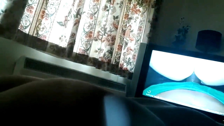 Real homemade BBW BBC porn: 오르가즘을 느끼는 격렬한 시끄러운 신음하는 몸