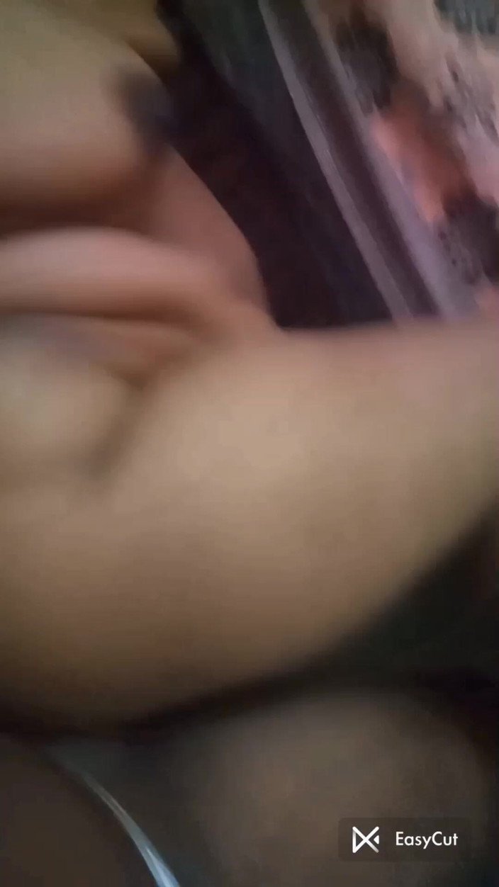 Pickup maami: Băiatul de la CABLU TV. Voce