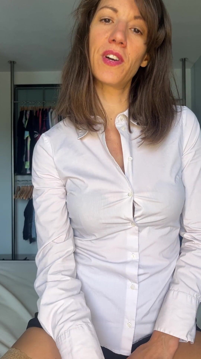 Lety Howl: Solo anal masturbação depois de um dia duro no trabalho