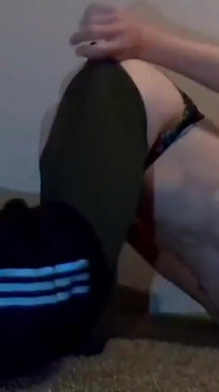 Praising My Bootycheeks in Track Pants