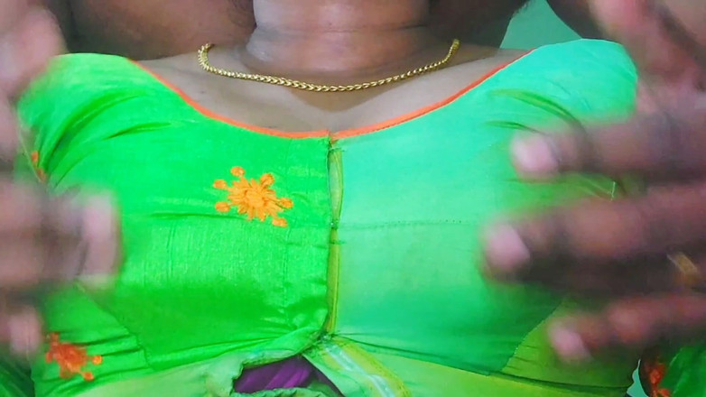 Desi Mohini: Lindos casais bhabhi recebe sexo em casa