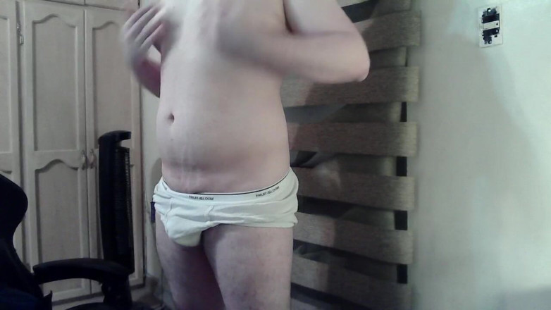 Himbo_Fox: Hete camboy slaat zichzelf tijdens een kaartjesshow