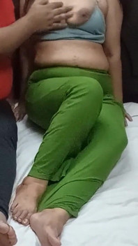 India maestra de la universidad y estudiante folla hardcore