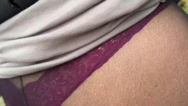 Christi: Na veřejnosti - studentské šukání