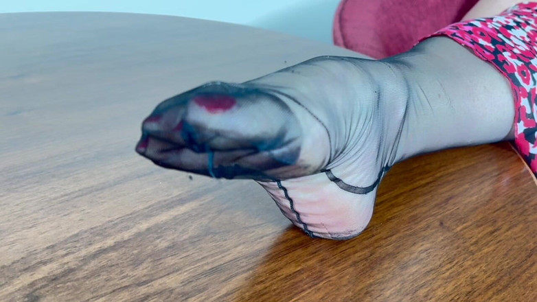 Aunty Sandra vintage girdle queen: Tía Sandra Usando Su Faja Diaria