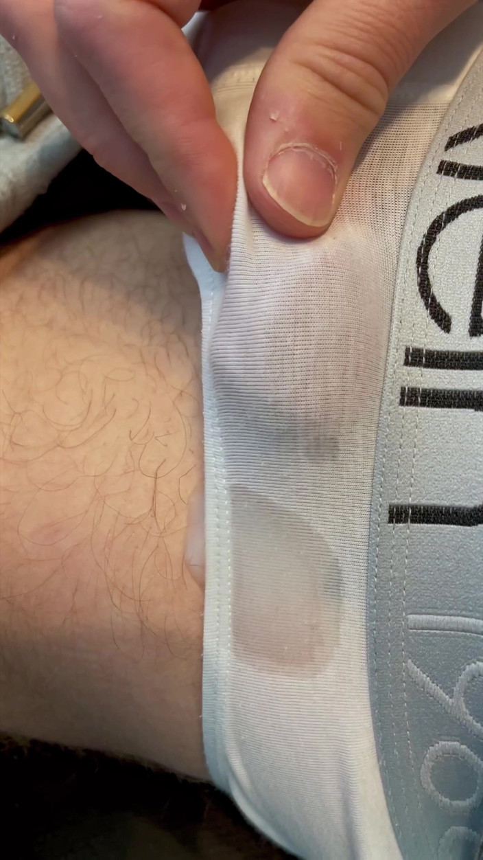 NakedFoxx: Frenulum orgasmo e porra esfregando meu pau através de minhas...