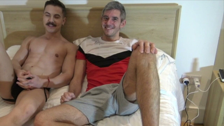 WORLDWIDE RAW FUCK STUDIO: Fucked in Th Bed by His Froien From London