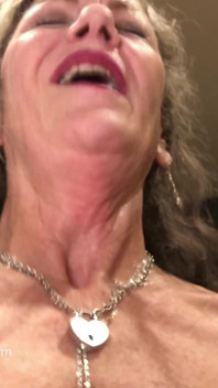 Horny Mature Wife Gets Her Creampie! Maxxximummilf