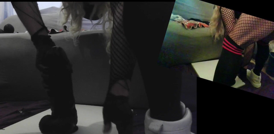 Damaged Hole: Tiga Dildo Terbesar Saya Menembus Lubang Pantat Saya yang Ketat