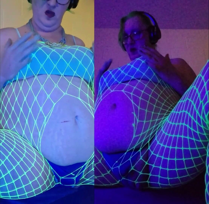 Princess Udders: Double Mint Cum – a Green Goddess hologram