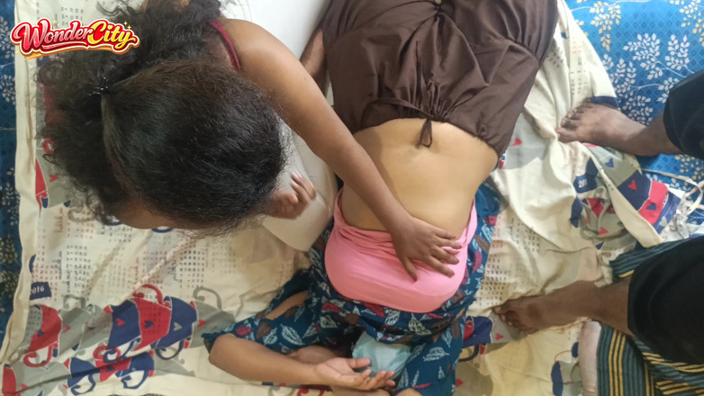 Apple baby: Sexy lesbické šukání