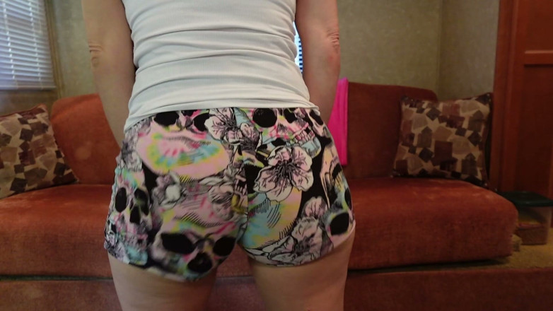 Raven Willow: My Juicy Bouncing Booty