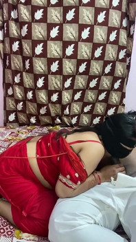 Karwa Chauth, me follé el culo de mi esposa de dulce corazón