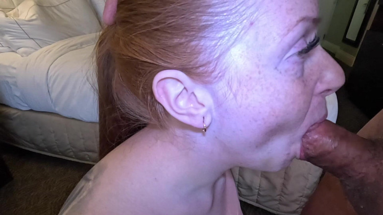 Breed-My-Hotwife: San valentino 1: la prima volta che la casalinga tradisce fa...