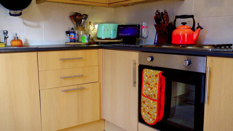 JessieHH: Um curta-metragem: esposa infiel pega e subornada 4K