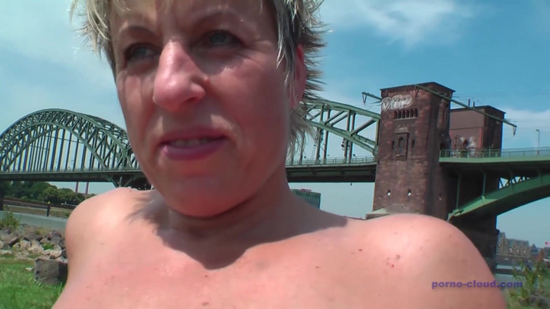 Porno Cloud: Outdoor fisting
