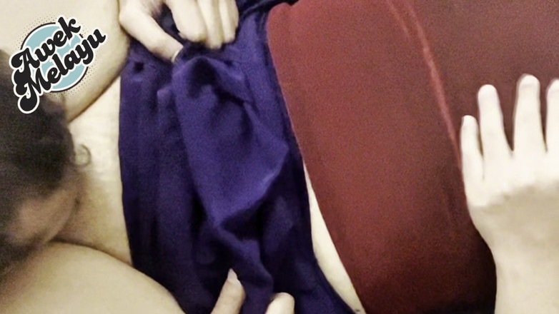 Lizzz melayu: La parte completa de profesor de bienes raíces