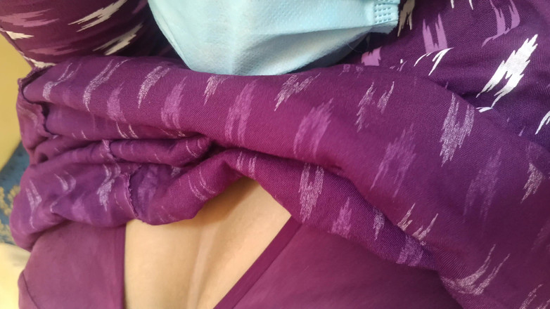 Pushpa studio: Otrogen hemmafru knullar i sängen