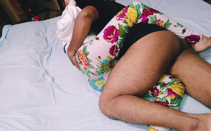 Bolly Karma: Percutian miang gila dengan isteri miang