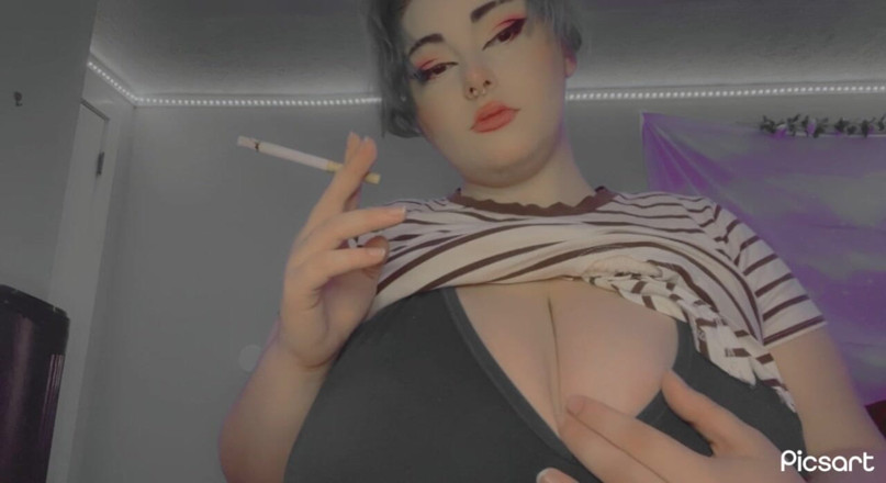 Mushroombitchx: Je laten zien terwijl ik rook