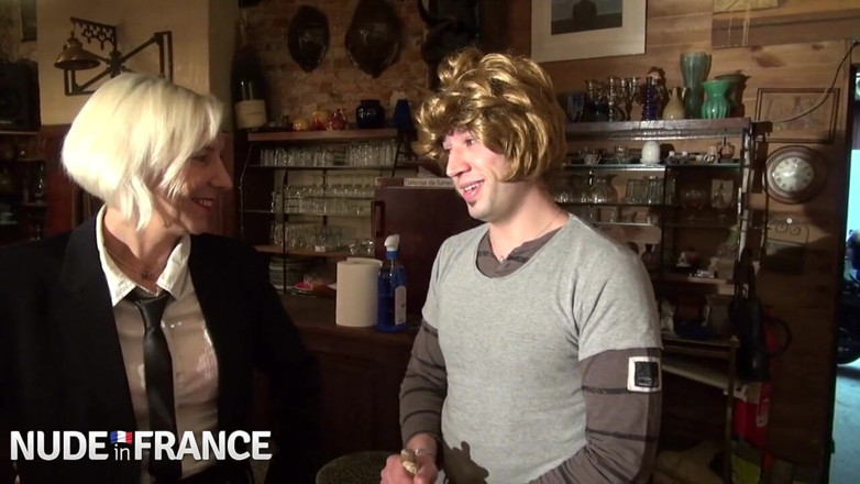 Nude in France: หีแก่บลอนด์เย็ดหนุ่มน้อยใส่ผมวิกผู้หญิง
