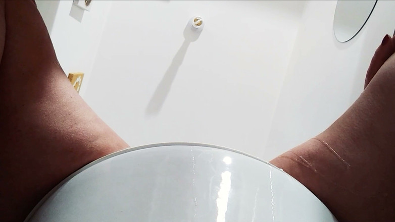 ithastopeefun: Piss Day - Covered in Piss - a Great Start to the...