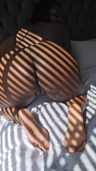 お尻を広げて抱いてくれ