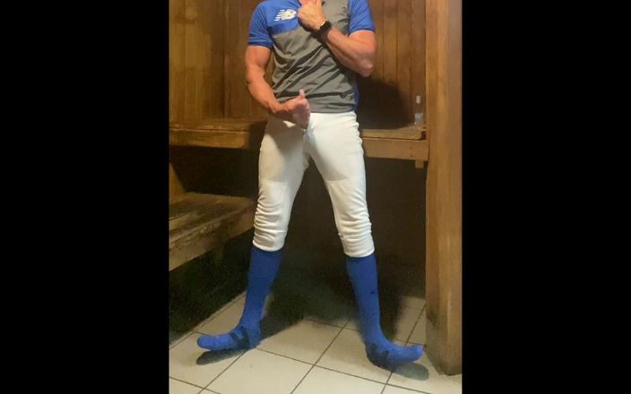 JockDad87: Jockdad87 pajea en el sauna blue baseballgear