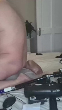 내 마누라를 따먹고 바람피는 것에 대해 더러운 이야기를 즐기다