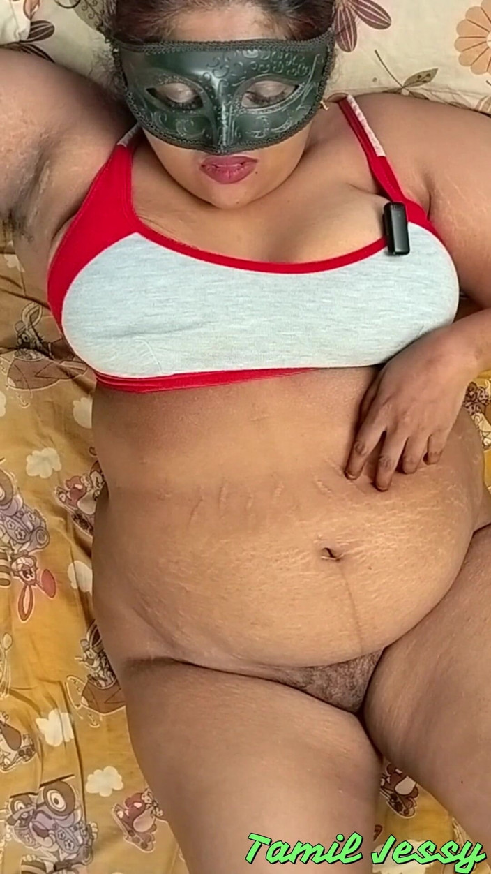 Tamil Jessy: Belle-sœur super-sœur