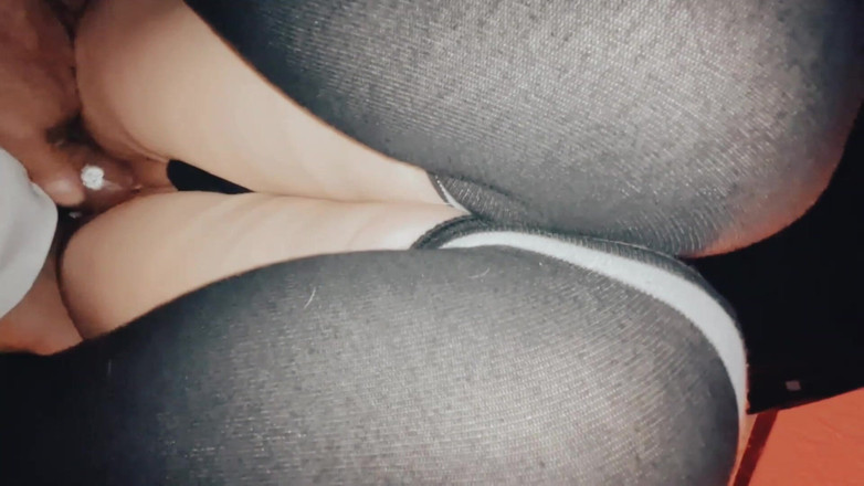 Arabe wife: 흑인 대물 자지에게 따먹히는 밀프