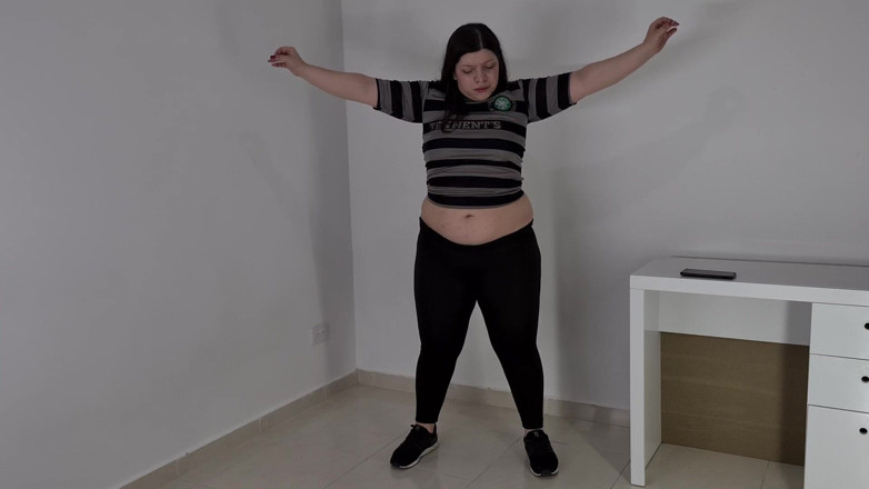 Alice H: Stretching Belly Fetish