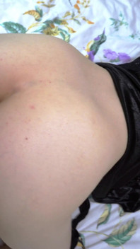 Moje nadržená nevlastní sestra šuká mého ptáka se svým sexy tělem