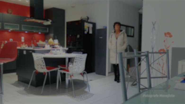 fotografo-masajista: White Grandma Submits Handcuffed BBC in Her Living Room