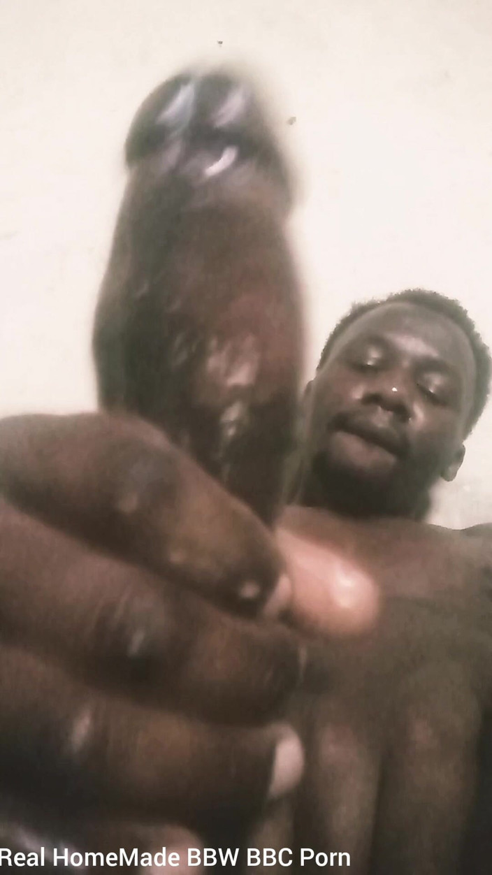 Big black cock BBCee: Naolejovaná hlazení mého velkého černého péra tvrdě stříká