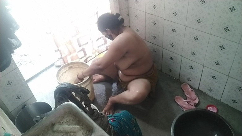 Desi_bhabhi121: Baie Goală Baie Desi Bhabhi
