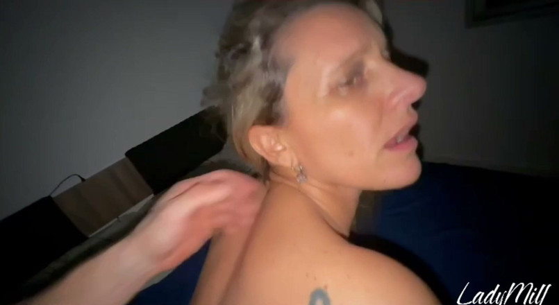 SlyXXXofficial: Üvey anneme anal MILF