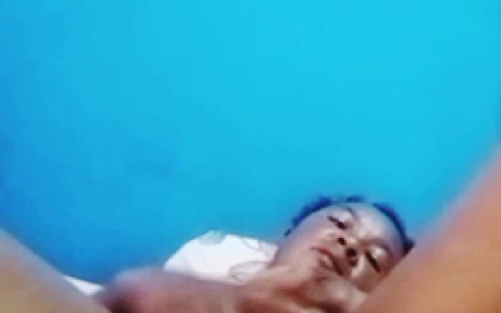 Sugarmama video call mutual masturbation: Мама грає зі своєю пиздою під час відеодзвінка ep7
