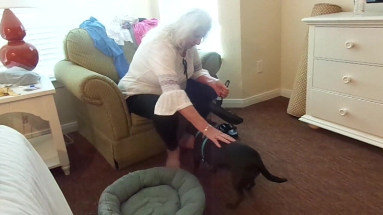 BBW nurse Vicki adventures with friends: Une Hollandaise blonde sexy de 84 ans et toujours belle robes...