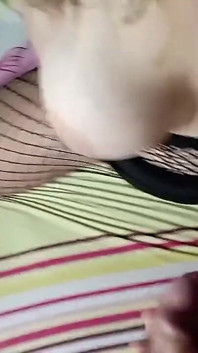 I Can't Resist My Stepdad's Hard Cock, I Sucked Him Hard and Asked Him to Cum on My Face