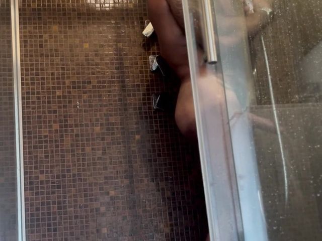 Would You Take Shower with Me? (Bjorn Andrey)